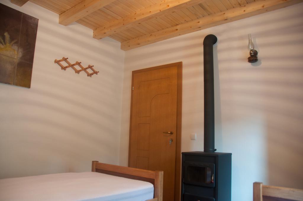 Aste Guesthouse Tropoje Værelse billede