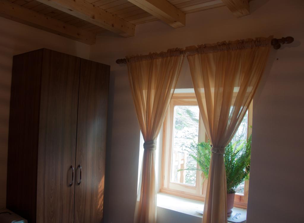 Aste Guesthouse Tropoje Værelse billede