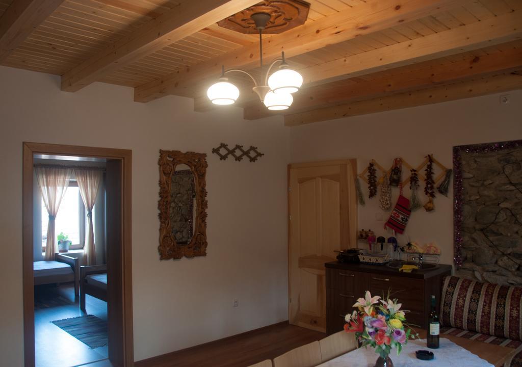 Aste Guesthouse Tropoje Værelse billede